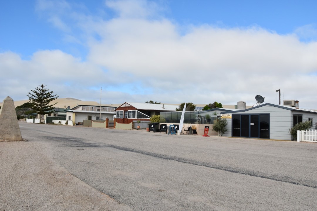 Fowlers Bay Have Home Will Travel